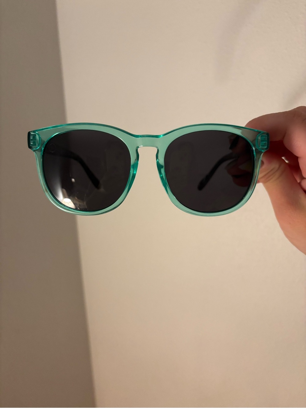 Women’s blenders Teal Sunglasses - Lightweight UV Protection
